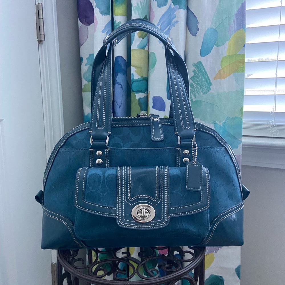 COACH EUC Monogram Bag / Purse